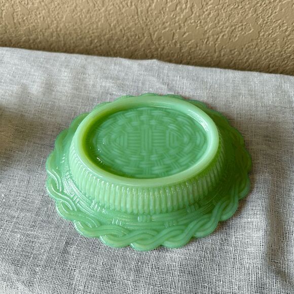 Vintage Mosser Glass Jadeite Covered Hen on Nest – USA Made - Picture 6 of 6